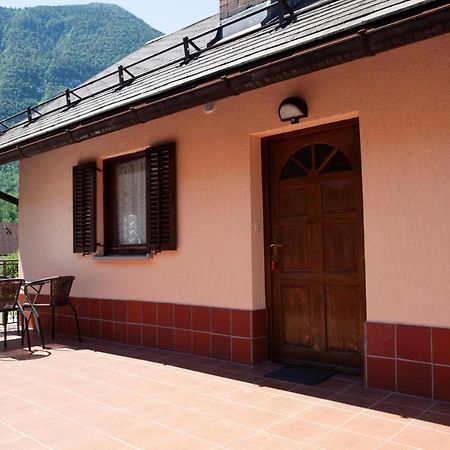 Apartma Lesjak 1 Bovec Esterno foto