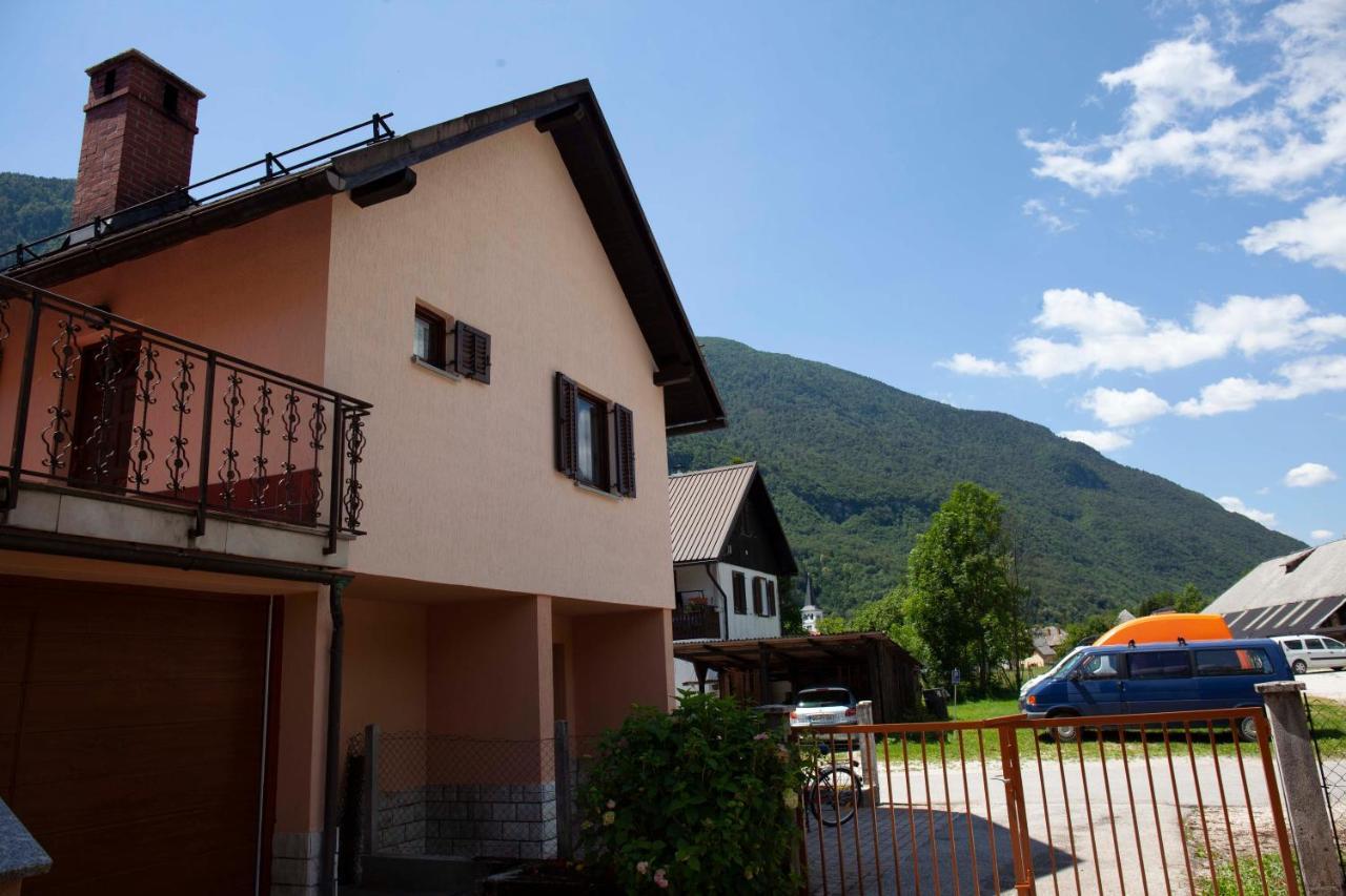 Apartma Lesjak 1 Bovec Esterno foto